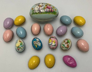 Misc. Vintage Collectible 1980s Tin Litho Easter Eggs