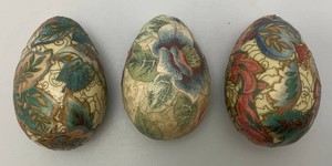 Vintage Highly Collectible Cloth Applicate Eggs 5