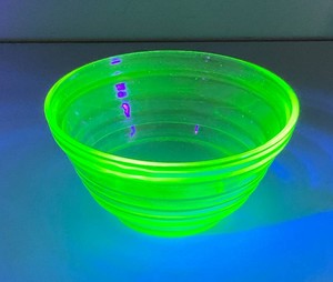 Collectible 3 x 6 Uranium Glass Ribbed Mixing Bowl (Glow Under UV Light)