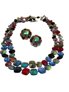 Iridescent Costume Jewelry Set - Vogue Earrings & Adjustable Necklace
