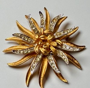 Vintage Brooch - Coro Floral Sunburst Costume Jewelry