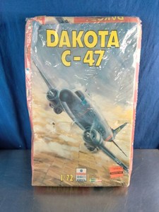 Vintage 172 scale plastic model kit of the ESCI ERTL Dakota C-47 (Kit No. 9096), still wrapped in its original plastic packaging.