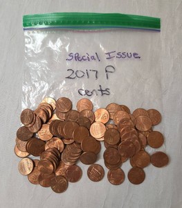 Unique Special Issue 2017 P Cents -  The U.S. Mint placed a P mint mark on Philadelphia Lincoln cents was a One-Year-Only Feature on  Philadelphia-struck cents.