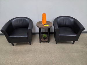 (2) Chairs, Side Table, & Dcor...