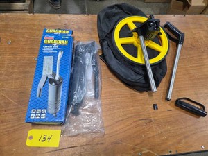 Grease Gun & Rolotape (Broken Handl...