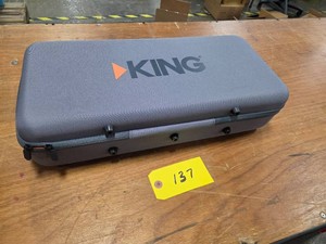 (3) King Hard Cases...