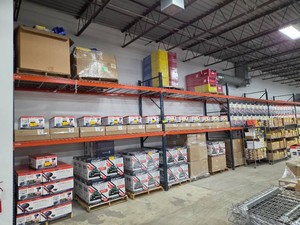 (7) Sections Tear Drop Pallet Racki...
