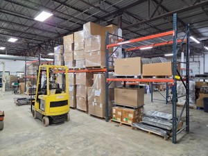 (4) Sections Tear Drop Pallet Racki...