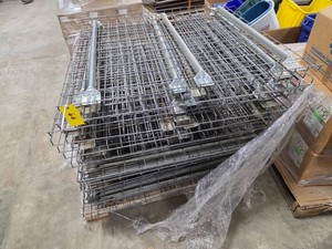 (23) Wire Tops, 42x45...