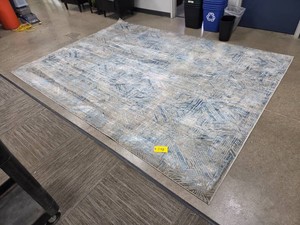 Area Rug, 129x94...