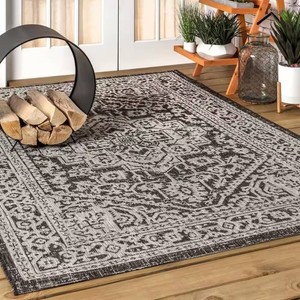 $130 Sinjuri Medallion Rug GrayBlack 7x10