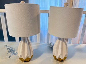 UK - Pair of Contemporary Faceted Ceramic Table Lamps -19