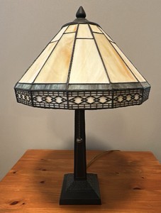 UP - Vintage 20 Mission, Tiffany Style Table Lamp
