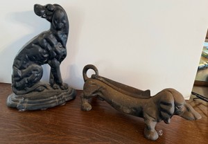 KD - Vintage Cast Iron Dog Boot Scraper & Doorstop Lot