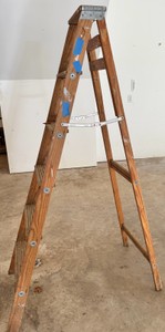 G - Keller 6-Foot Wooden Stepladder