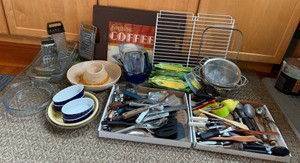 Household & Kitchenware Estate Lot