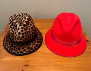 UP -Vintage Angies Hats Saint Paul Red Fedora