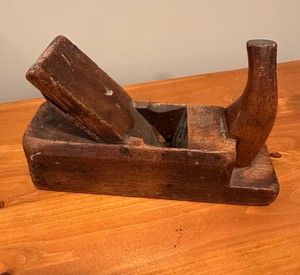 UM - Antique Goldenberg One-Eye Horned Wood Plane Hand Tool