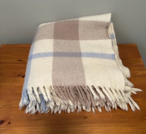 UM - 100% Wool Plaid Lap Blanket by Fieldcrest Cannon