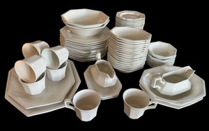 DR-Vintage Johnson Brothers Heritage White Ironstone Lot (Made in England)
