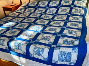 B2-Vintage Blue & White Toile Patchwork Quilt