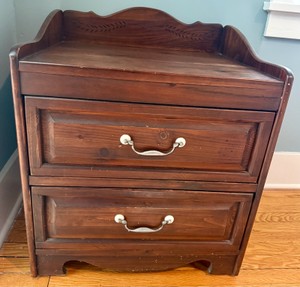 Dark Wood 2-Drawer Nightstand with Carved Scalloped Back