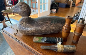 LR- 16 Vintage Wooden Duck Decoy & Antique Waterfowl Calls Collectors Lot