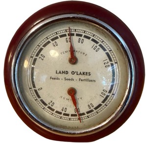 UK-Vintage Land OLakes Advertising Desktop Weather Station Gauge