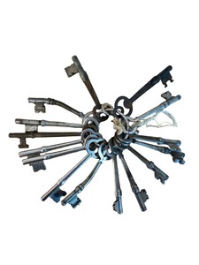 UK-Antique & Vintage Skeleton Keys