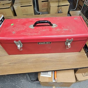 Bigger Steel Tool Box wTray