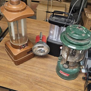 4 Lanterns, Coleman and Battery Powered