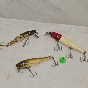3-CREEK Chub Pikie Plugs, Antique Lures