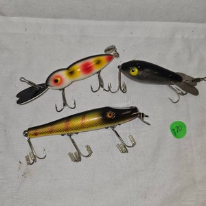 3-CREEK Chub Pikie Plugs, Antique Lures