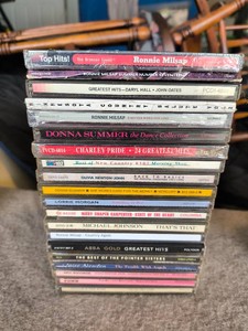 CD Lot-20 Pieces,Donna Summer,Olivia Newton John,Ronnie Milsap,ect.