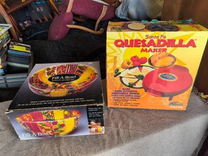 FILL A BOWL - QUESADILLA MAKER -Lot of 2