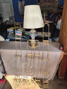 4 Vintage Vertical Gold Toned Plate Racks and a Lamp