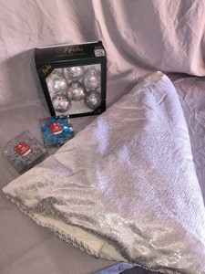 Christmas Tree Skirt, Snowflake and Round Ornaments-NEW