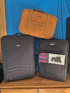 LUGGAGE Carriers- American Explorer, American KW, BrownTan Carry on - Lot of 3