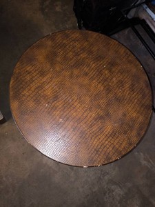 Round wooden pedestal side table