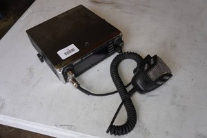 Uniden BearTracker 885 Hybrid CB Radio and Digital Scanner