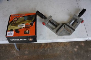 Wolfcraft Right Angle 90 Degree Corner Clamp