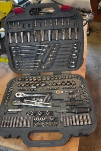 Husky Tool Set with Case