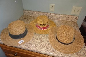 3 Straw Hats