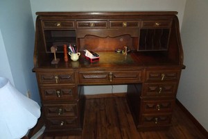 Vintage Roll Top Desk with Light