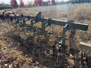 John Deere 3-Point Cultivator - 14 Wide