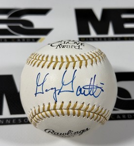 Gary Gaetti Autographed Gold Glove Award Official Rawlings Baseball