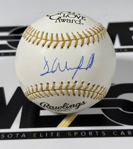 Dave Winfield Autographed Gold Glove Award Official Rawlings Baseball w PSA DNA Authenticity