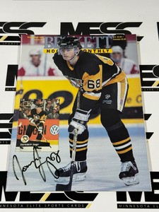 Jaromir Jagr Autographed Beckett Hockey Magazine