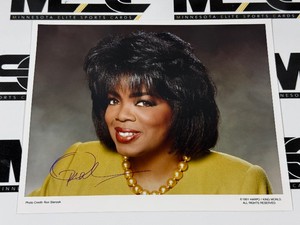 Oprah Winfrey Autograph Photo