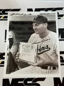 Harmon Killebrew Autographed 200 Home Run Club 8x10 Minnesota Twins Baseball Photos